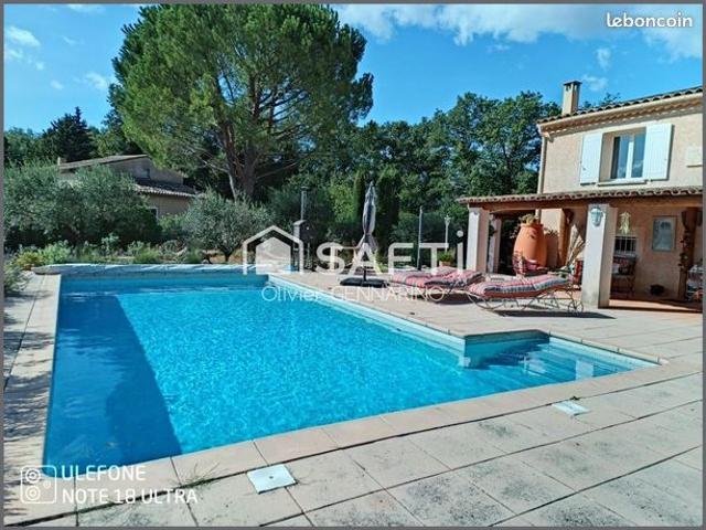 Villa 7 pièces 173 m²