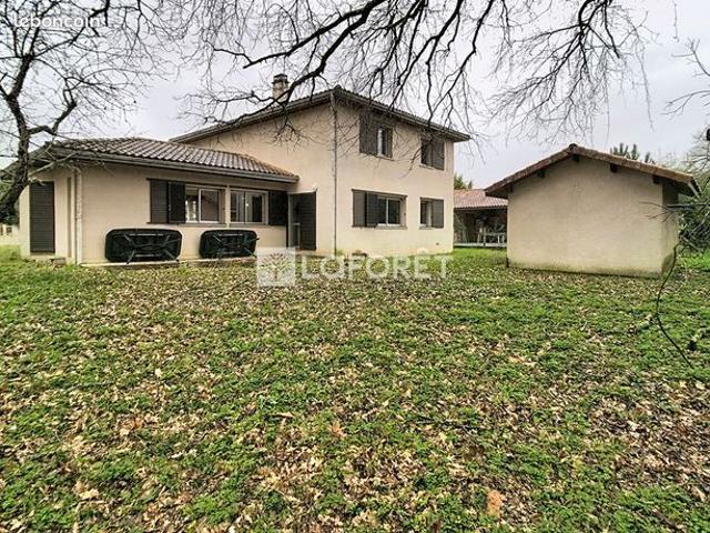 Villa 7 pièces 173 m²
