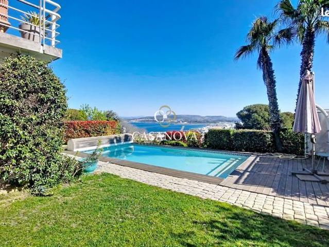 Villa 7 pièces 174 m²