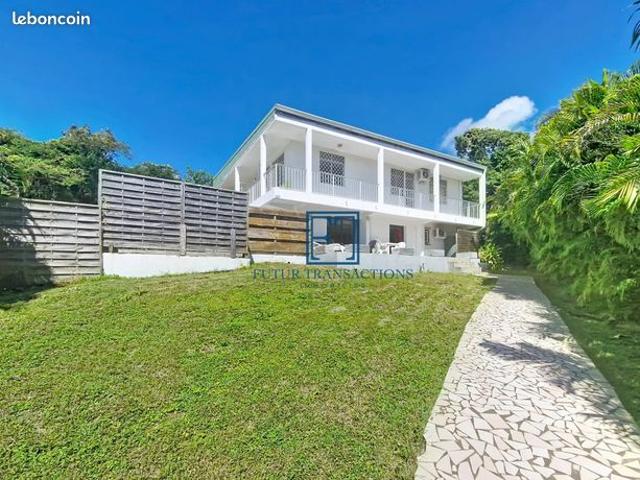 Villa 7 pièces 174 m²