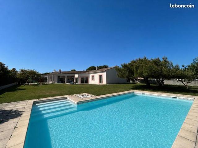 Villa 7 pièces 174 m²