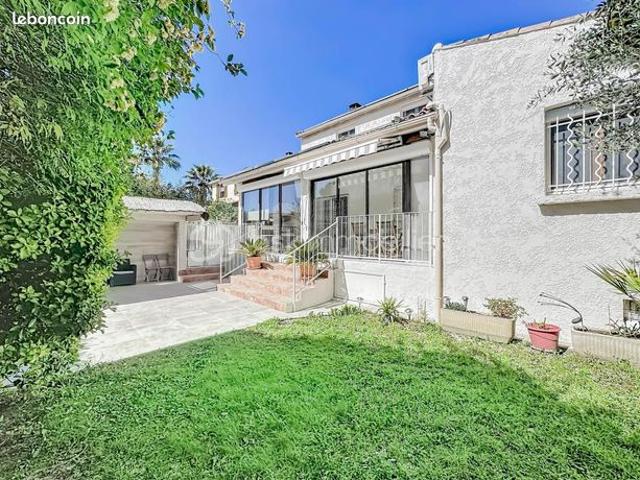 Villa 7 pièces 175 m²