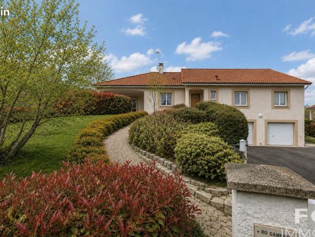 Villa 7 pièces 175 m²