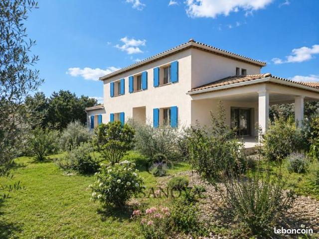 Villa 7 pièces 175 m²