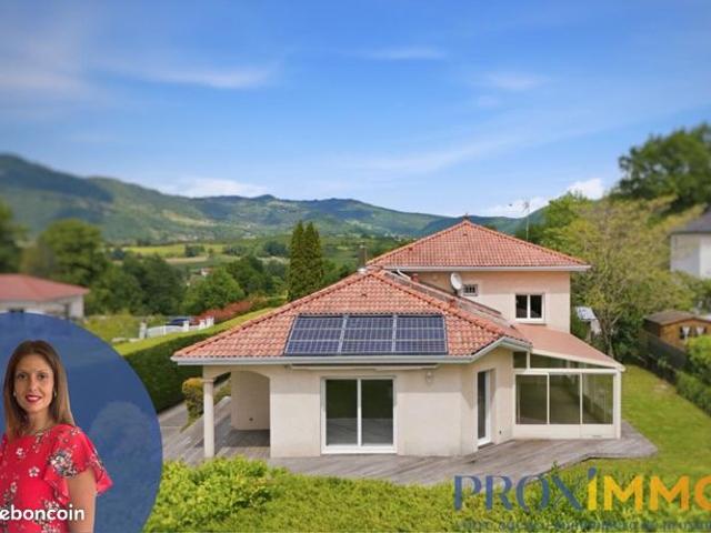 Villa 7 pièces 175 m²