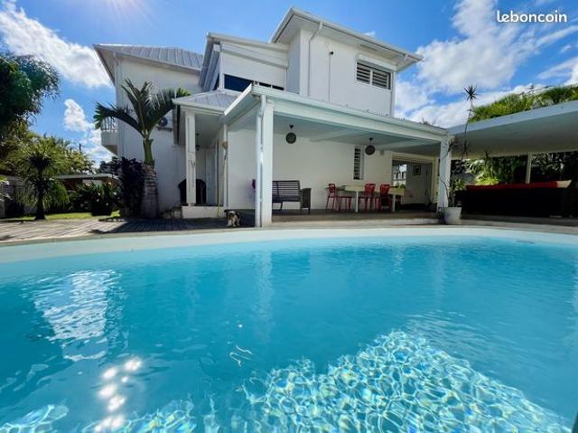 Villa 7 pièces 175 m²