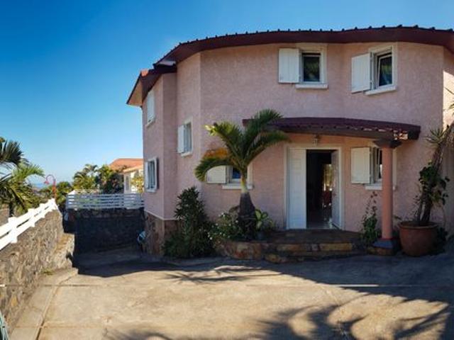 Villa 7 pièces 176 m²