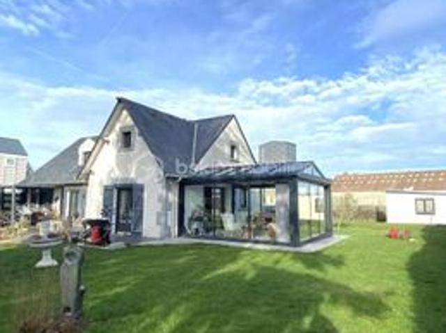 Villa 7 pièces 176 m²