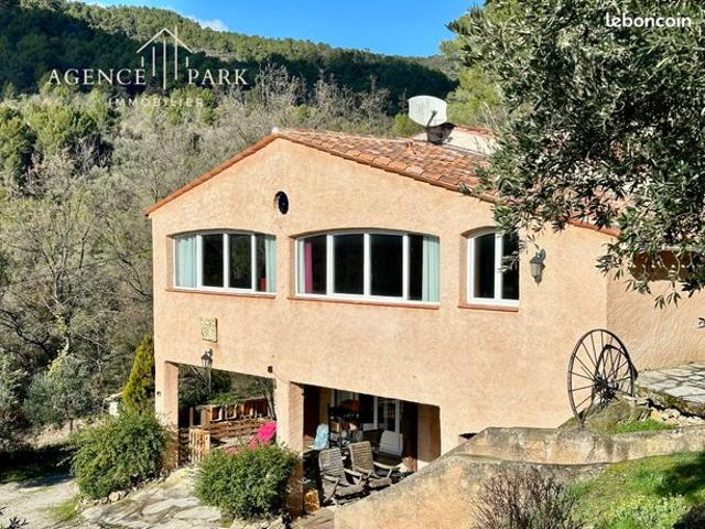 Villa 7 pièces 177 m²