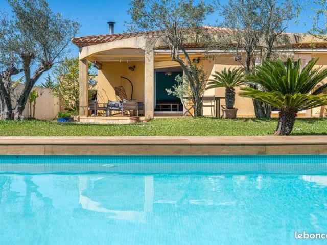 Villa 7 pièces 178 m²