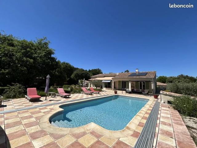 Villa 7 pièces 178 m²