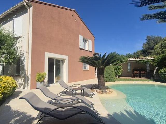 Villa 7 pièces 178 m²