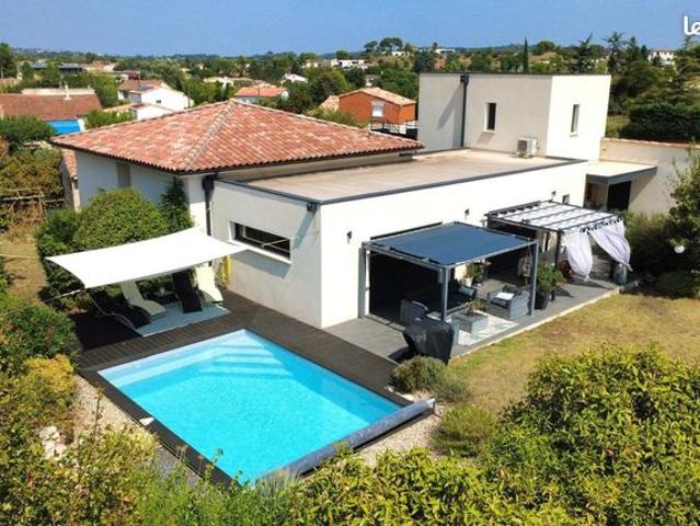 Villa 7 pièces 180 m²