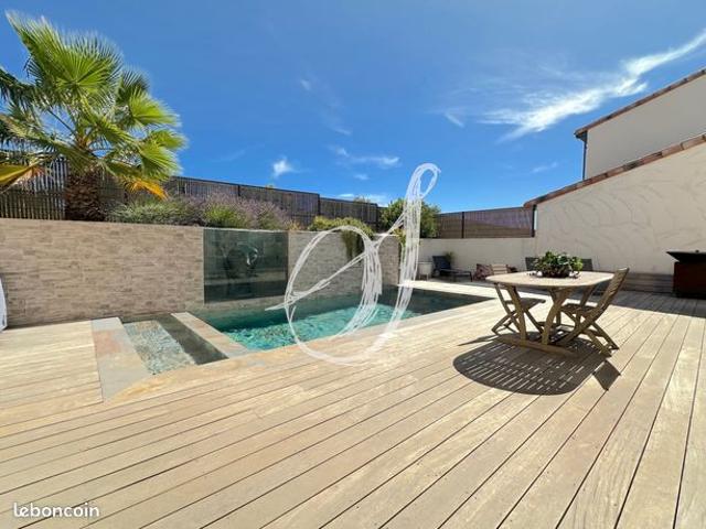 Villa 7 pièces 180 m²