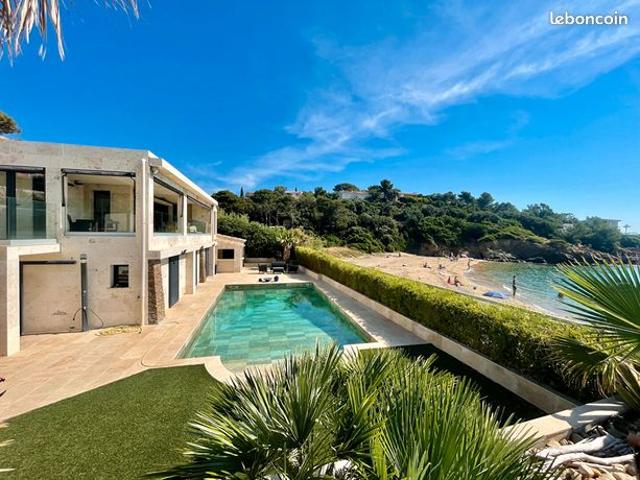 Villa 7 pièces 180 m²