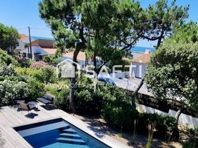 Villa 7 pièces 180 m²