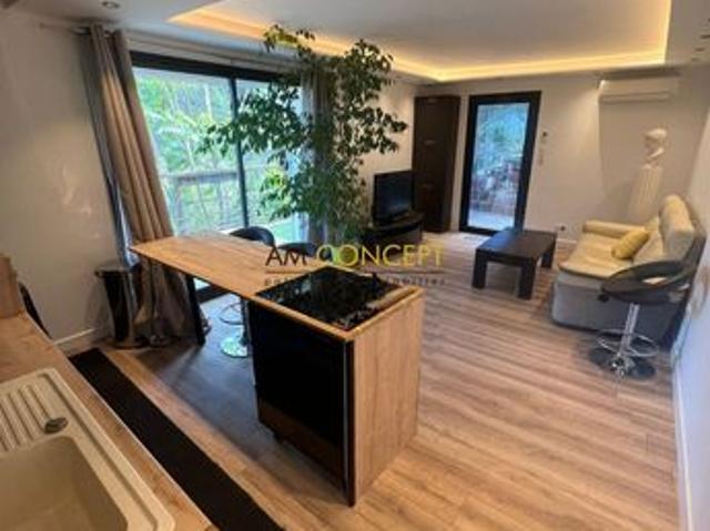 Villa 7 pièces 180 m²