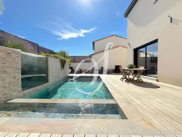 Villa 7 pièces 180 m²