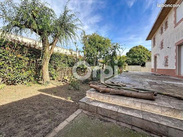 Villa 7 pièces 180 m²