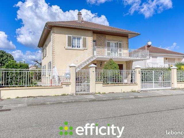 Villa 7 pièces 180 m²