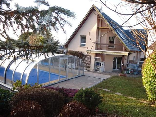 Villa 7 pièces 180 m²