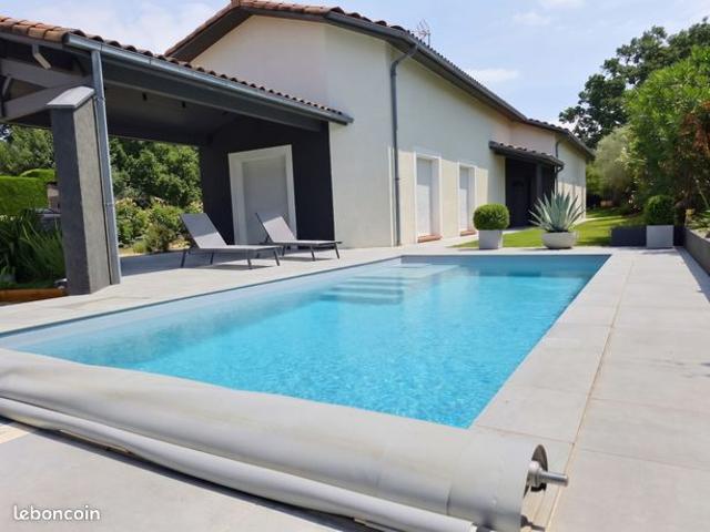Villa 7 pièces 181 m²