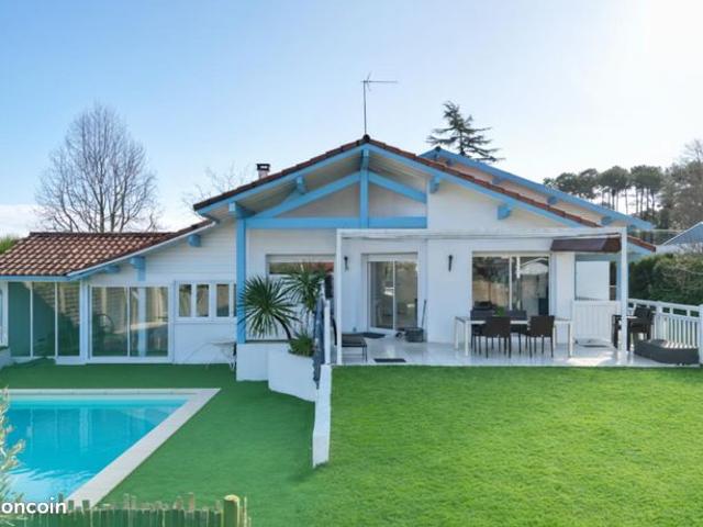 Villa 7 pièces 182 m²