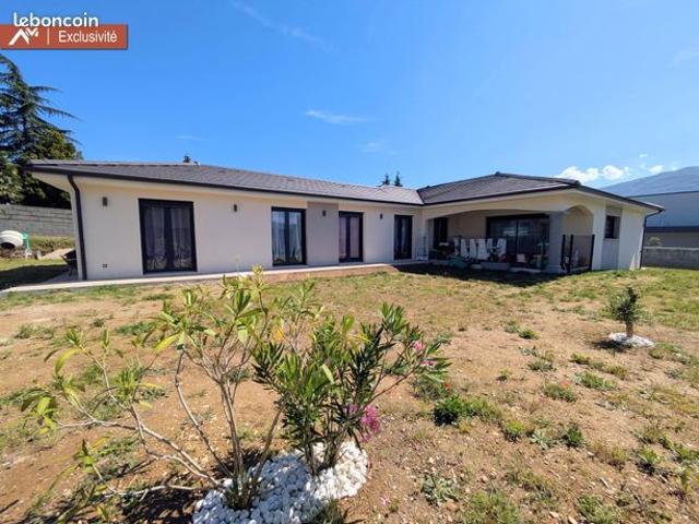 Villa 7 pièces 182 m²