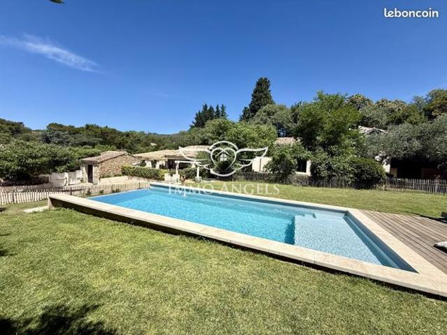Villa 7 pièces 182 m²