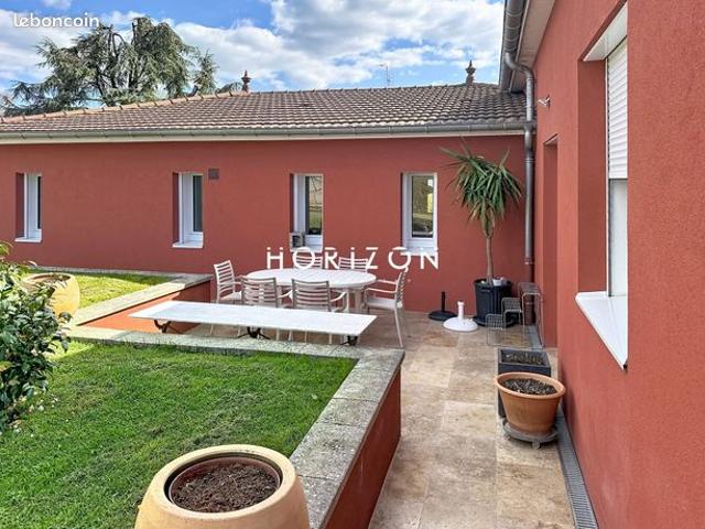 Villa 7 pièces 183 m²