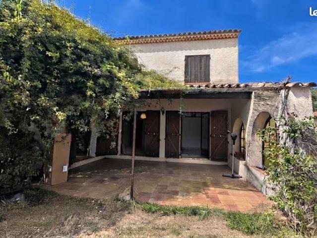 Villa 7 pièces 183 m²