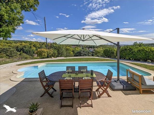 Villa 7 pièces 183 m²