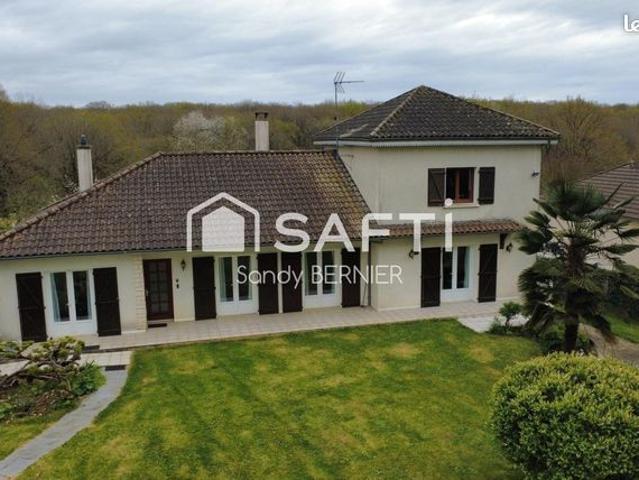 Villa 7 pièces 184 m²
