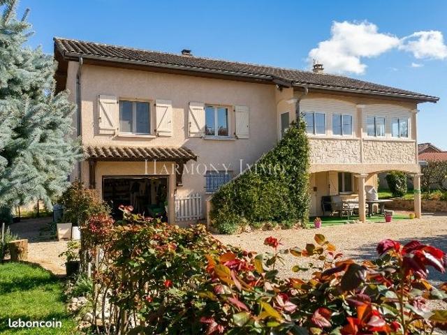 Villa 7 pièces 185 m²
