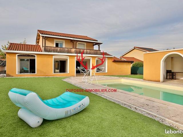 Villa 7 pièces 185 m²