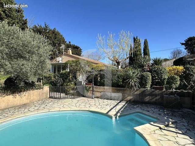 Villa 7 pièces 187 m²