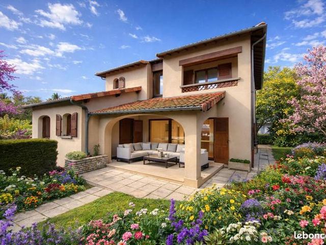 Villa 7 pièces 187 m²