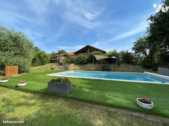 Villa 7 pièces 188 m²