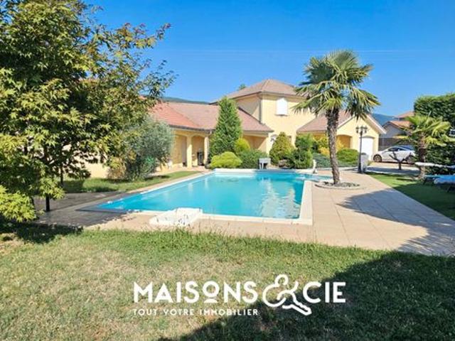 Villa 7 pièces 189 m²