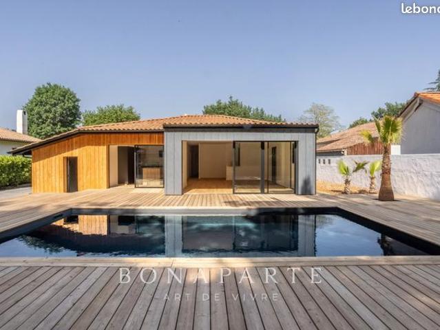 Villa 7 pièces 190 m²
