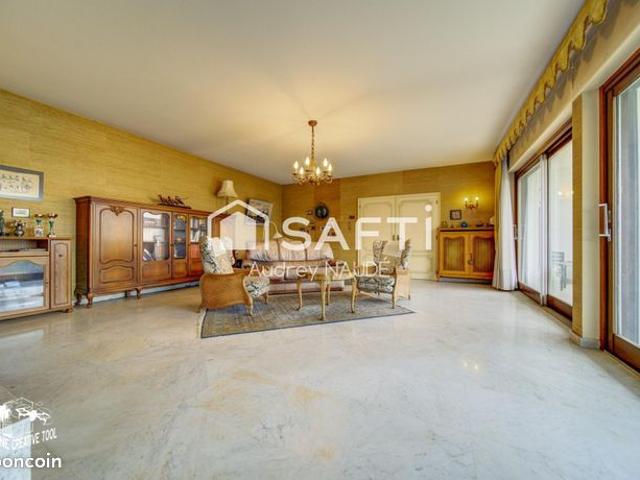 Villa 7 pièces 190 m²