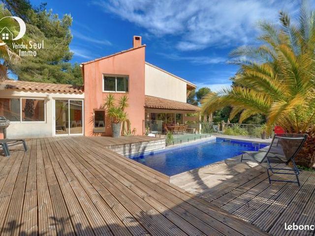 Villa 7 pièces 191 m²