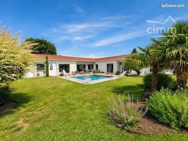 Villa 7 pièces 191 m²