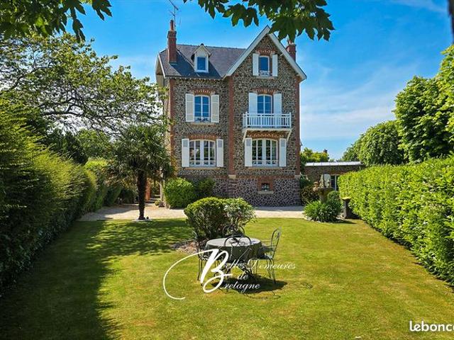 Villa 7 pièces 191 m²