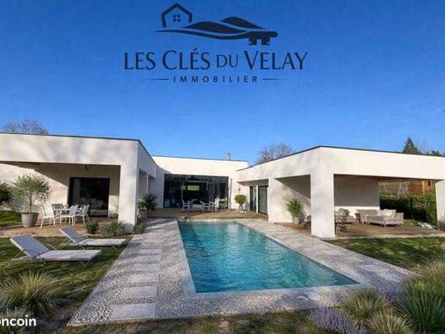 Villa 7 pièces 192 m²