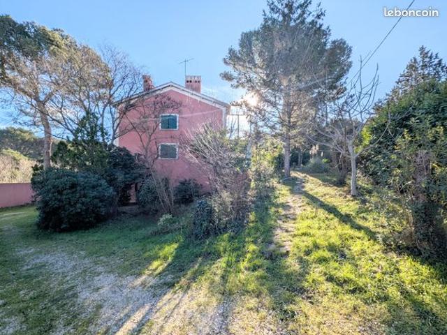 Villa 7 pièces 192 m²