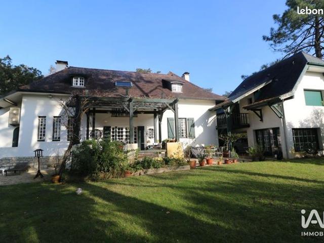Villa 7 pièces 193 m²