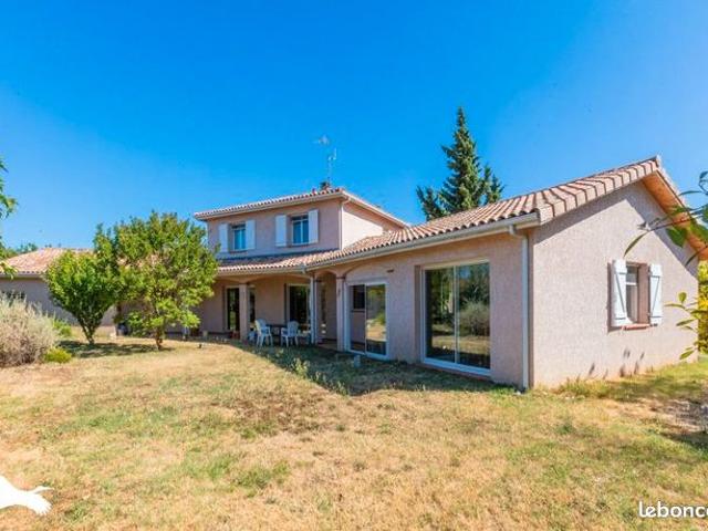 Villa 7 pièces 193 m²