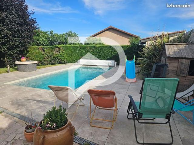 Villa 7 pièces 194 m²