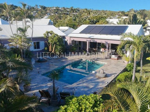 Villa 7 pièces 194 m²